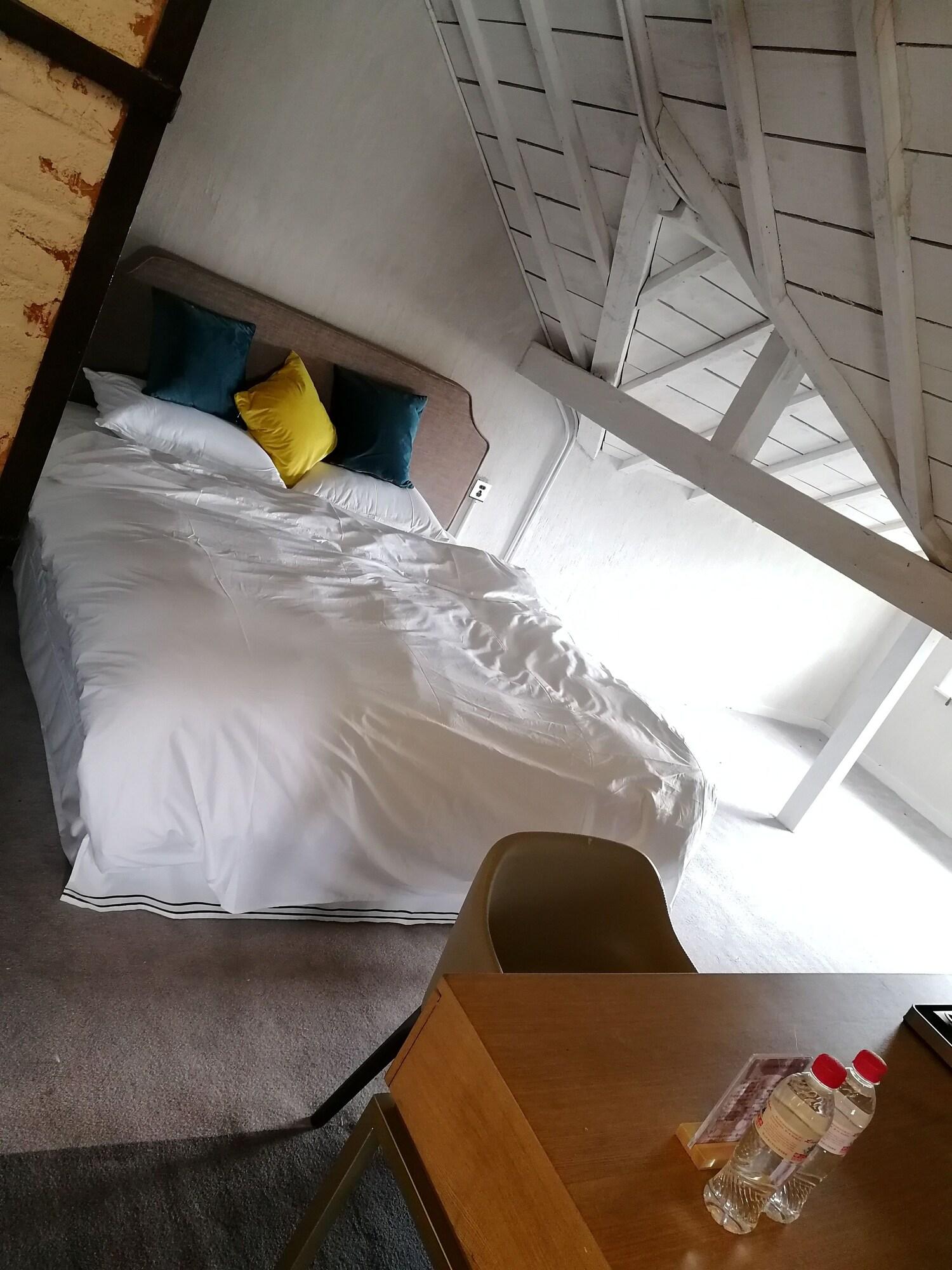 No.5 Hengshan Road Cultural Hotel Циндао Экстерьер фото