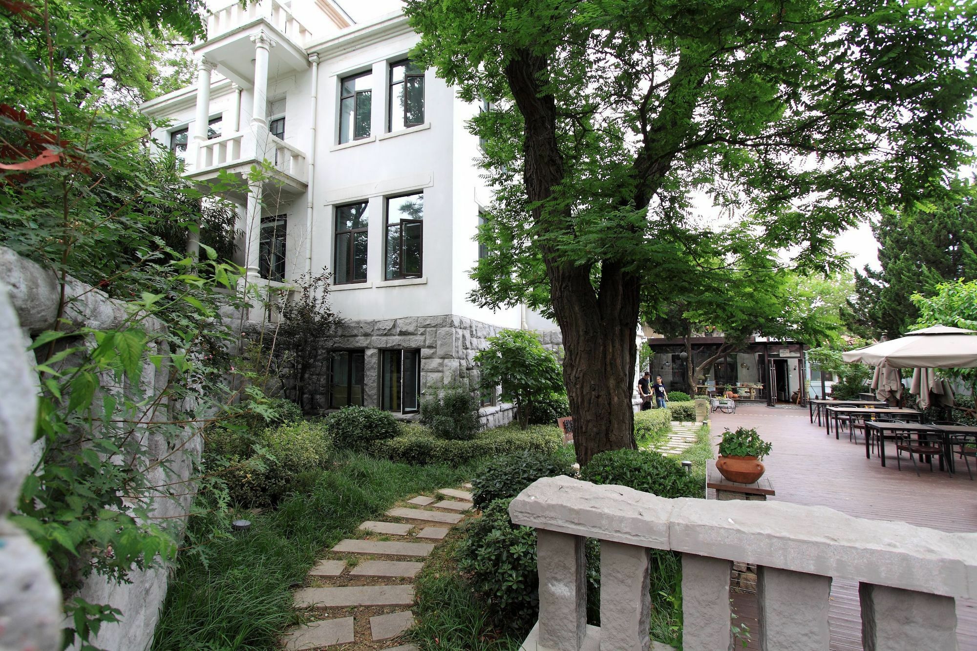No.5 Hengshan Road Cultural Hotel Циндао Экстерьер фото